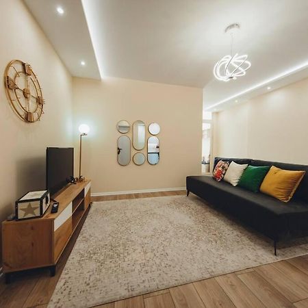 Luxury Apartment At Myslym Shyri Тирана Экстерьер фото